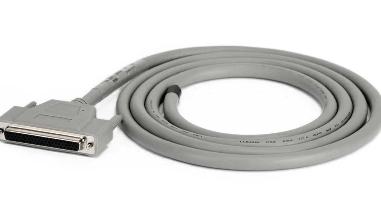 VNcable DSUB62 B StageSlider_FlexRay_Cables.jpg