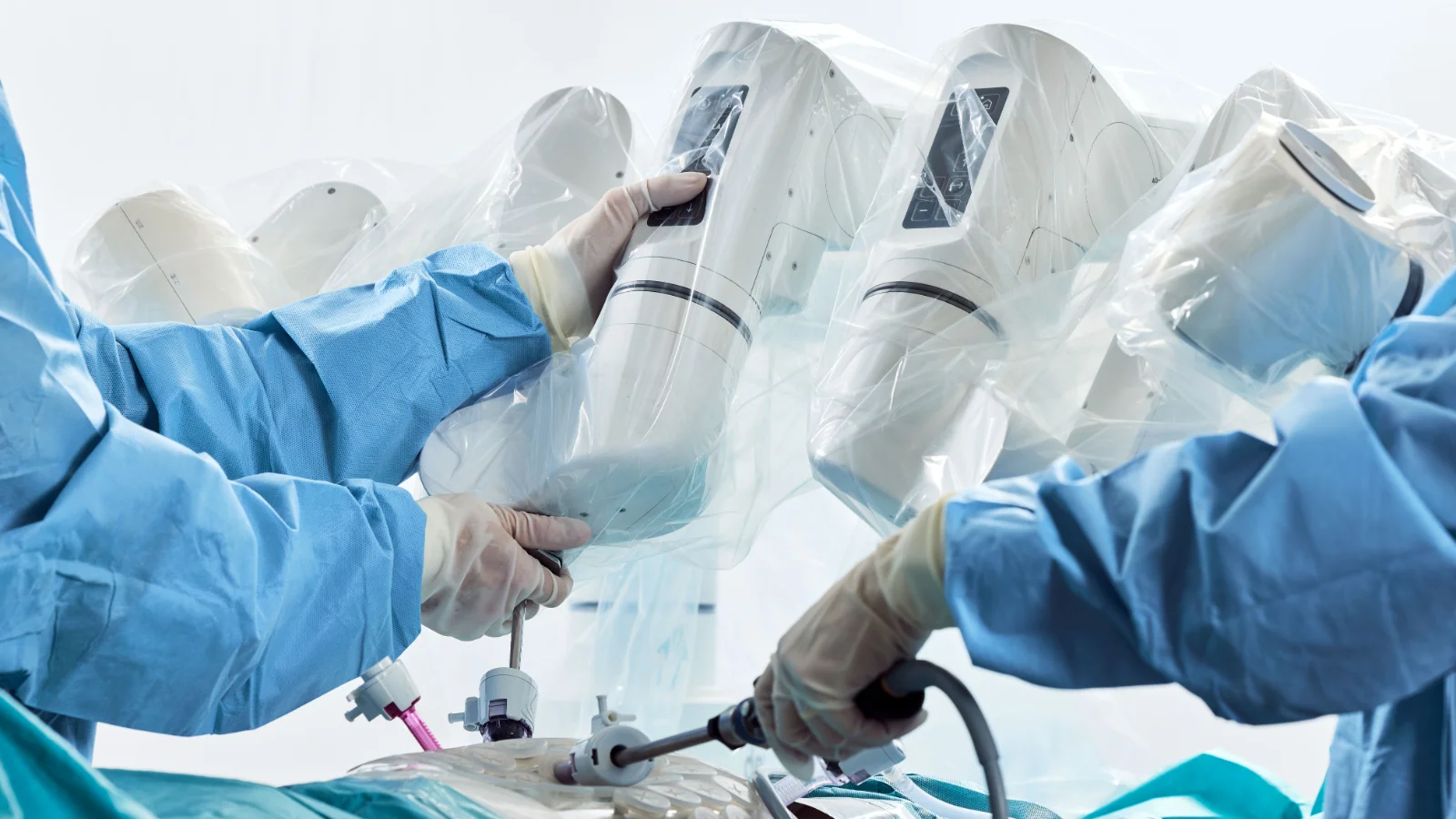Distalmotion Dexter Surgial Robot in action