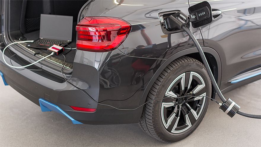 Connected inductive coupler around the charging cable as an indirect connection for listening to the CCS charging communication VH511A_car_inductive_coupler.jpg